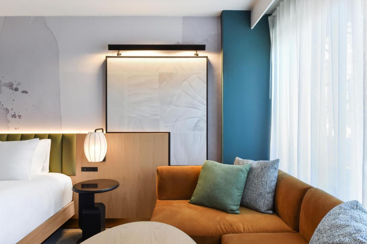 Kimpton Theta New York - Times Square By Ihg Hotel Екстериор снимка A room at the hotel