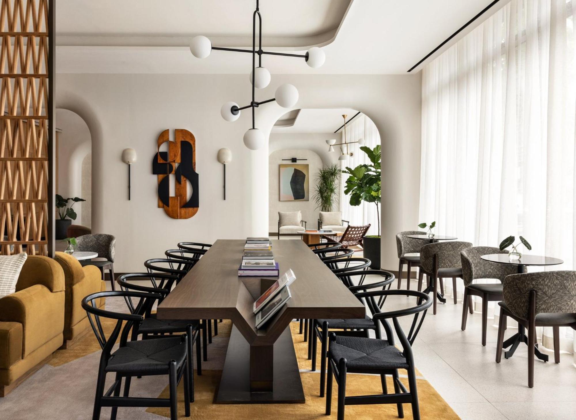 Kimpton Theta New York - Times Square By Ihg Hotel Екстериор снимка The Library at The Standard East Village