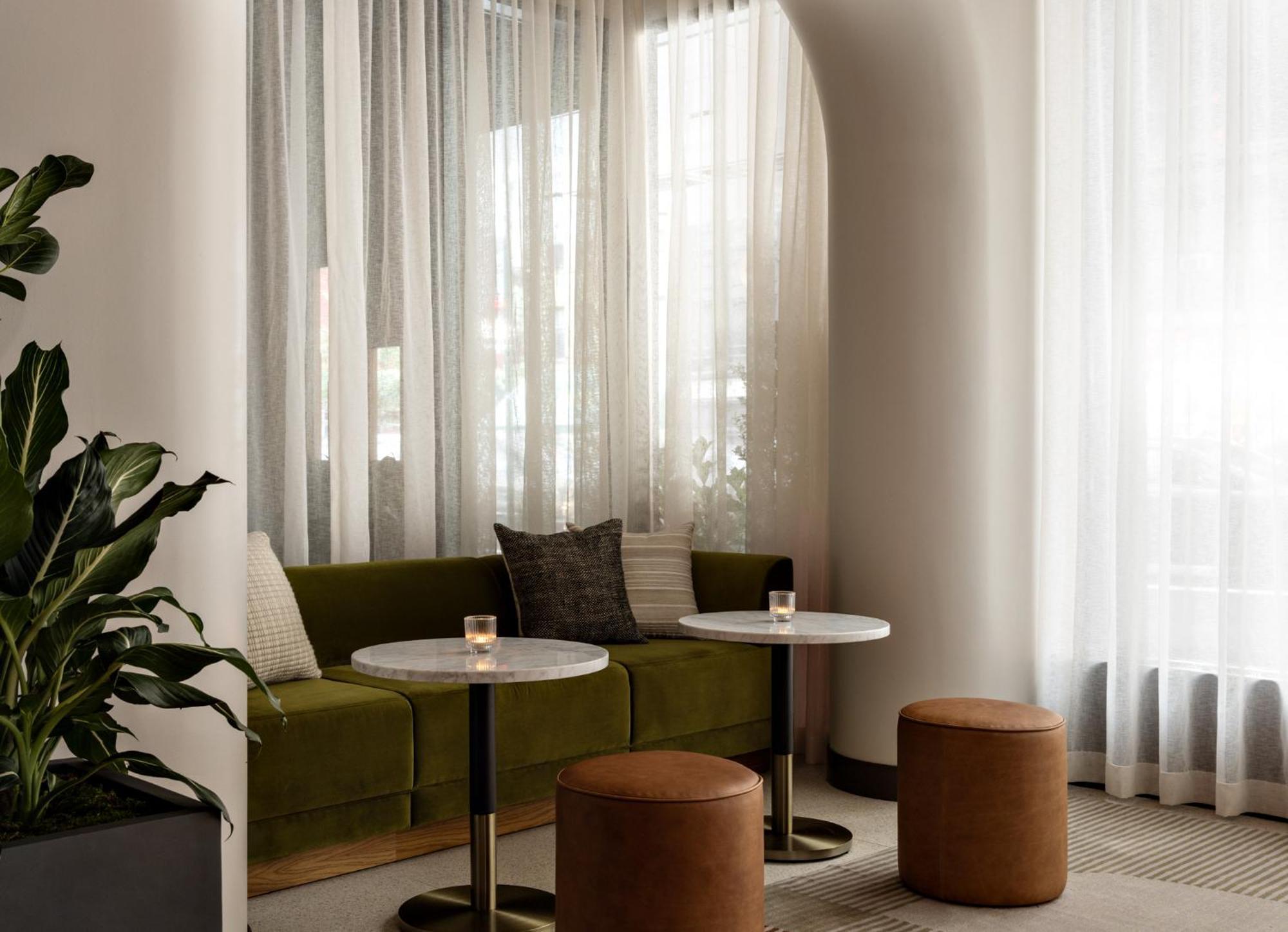 Kimpton Theta New York - Times Square By Ihg Hotel Екстериор снимка The interior of the hotel