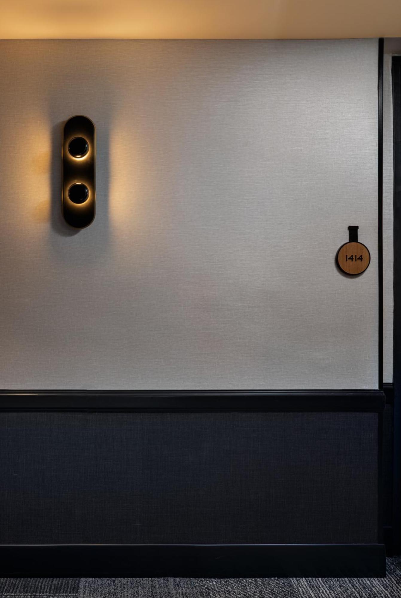 Kimpton Theta New York - Times Square By Ihg Hotel Екстериор снимка A room number on a door