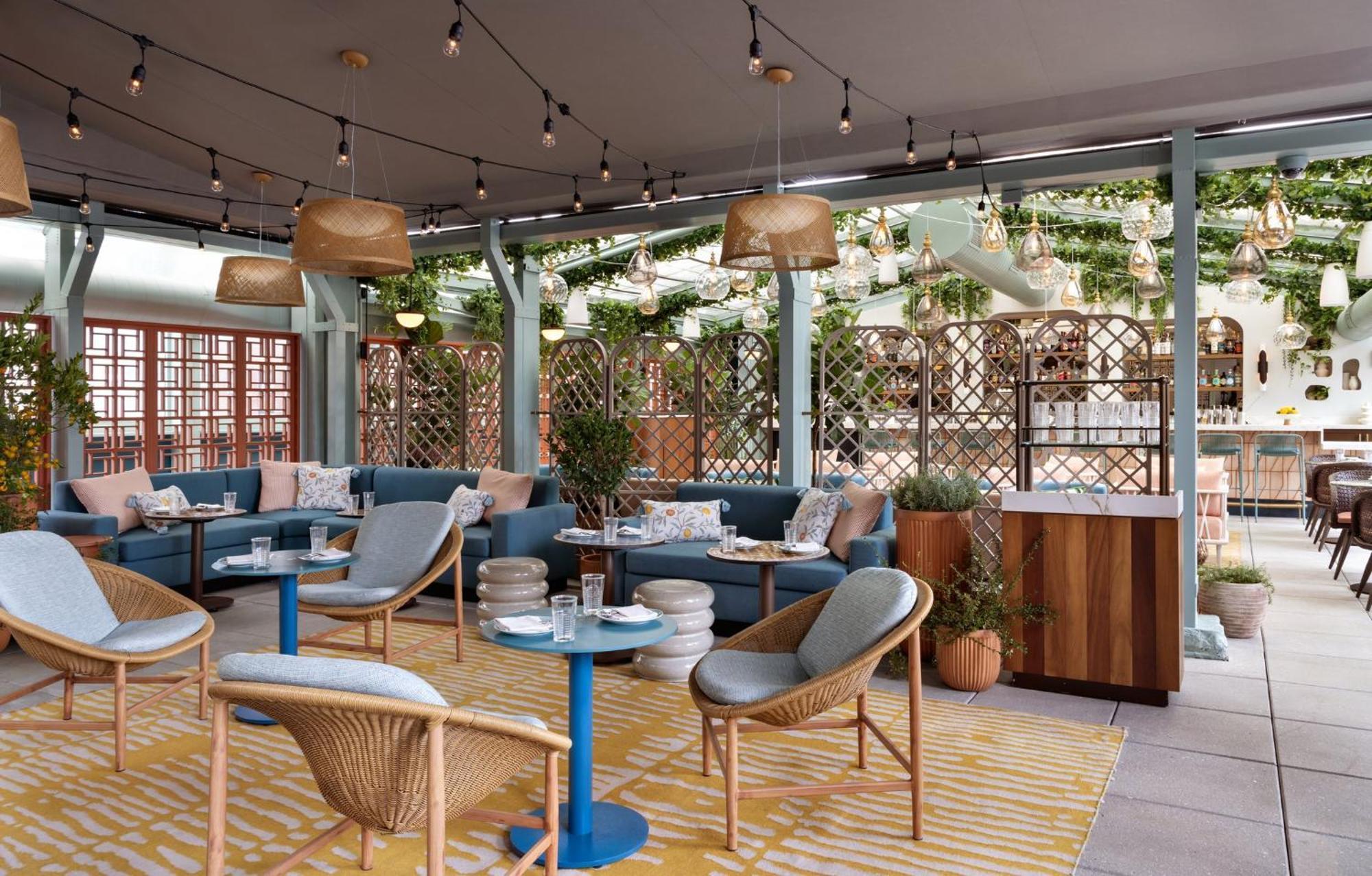 Kimpton Theta New York - Times Square By Ihg Hotel Екстериор снимка The Terrace at The Standard East Village