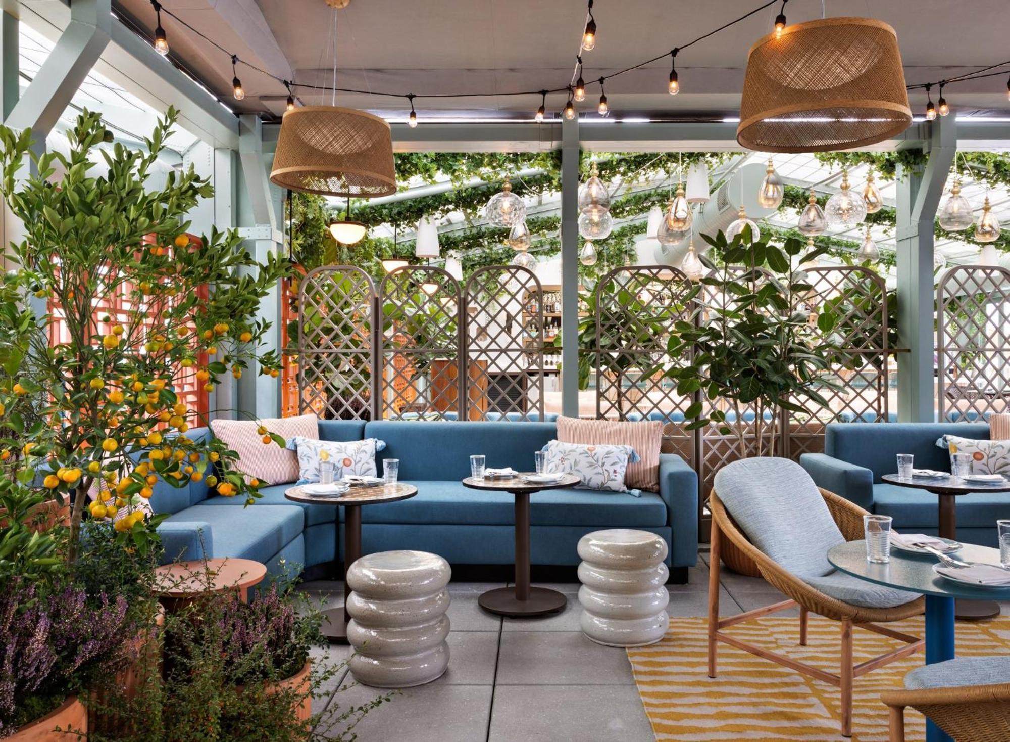 Kimpton Theta New York - Times Square By Ihg Hotel Екстериор снимка The Terrace at The Standard London